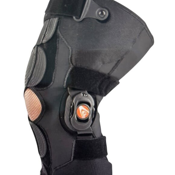 BREG Freestyle OA Knee Brace Left Leg Medial OA Size Medium - Picture 9 of 9